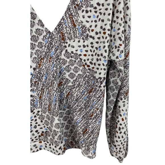 Daytrip Womens SIze Small Long Sleeve Multicolor Geometric Print Blouse Shirt - Picture 7 of 8